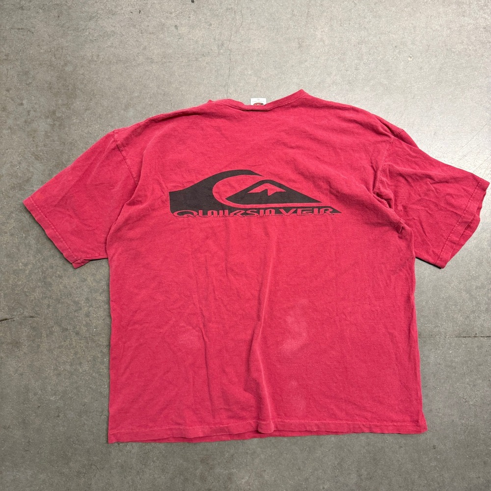 Vintage Quiksilver International T Shirt XL Red Graphic Surf Skate 90s Tee